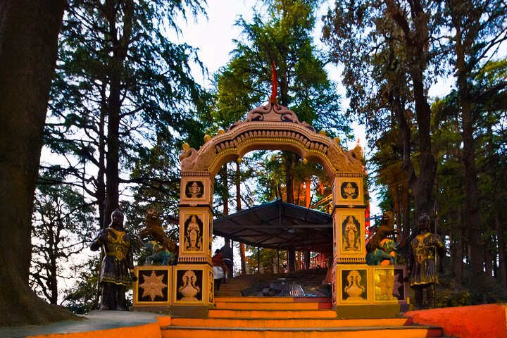 Best of Shimla (Guided Halfday Sightseeing Tour by Car)
