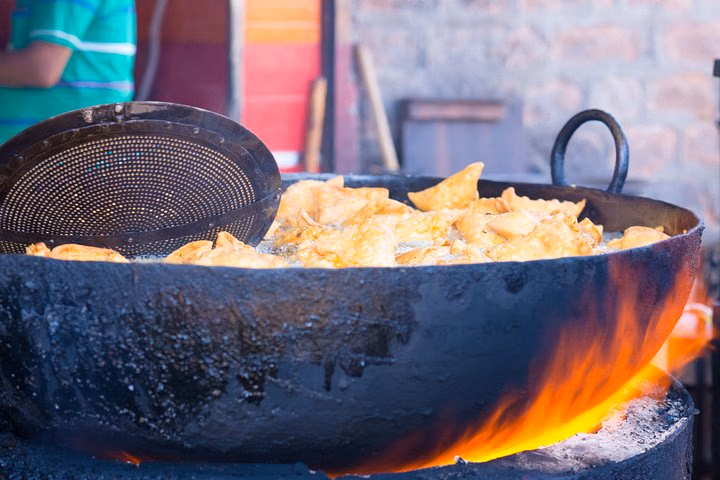 Food Crawl Aurangabad (2 Hours Guided Local Food Tasting Tour)