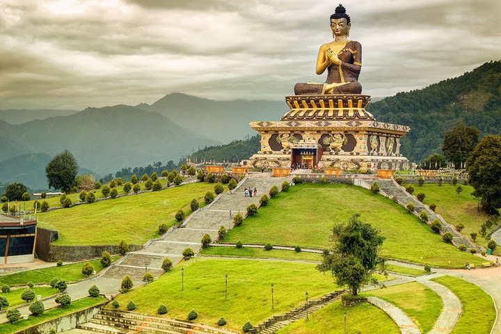 Day Trip to Buddha Park (Guided Private Sightseeing Tour from Gangtok)