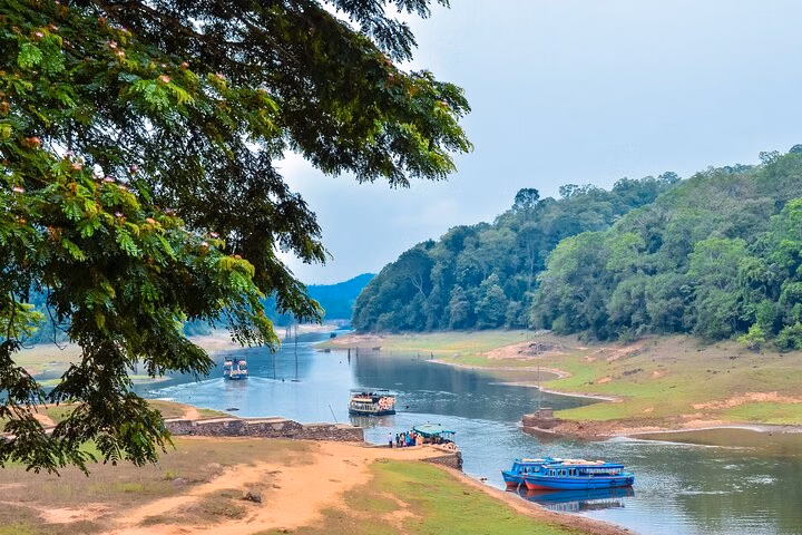 Day Trip to Tekkedy (Guided Sightseeing Tour by Car from Madurai)