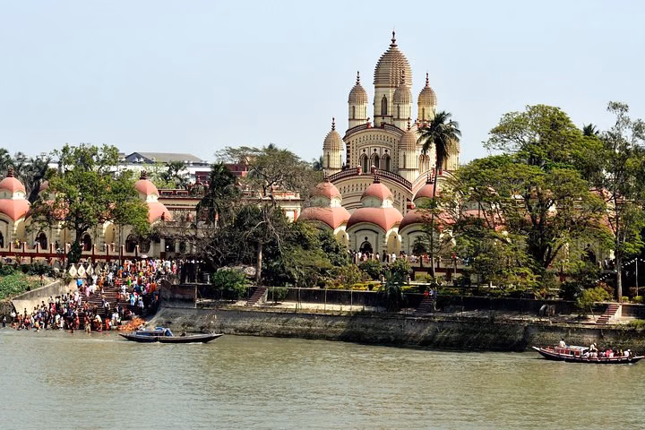 Discover the Spiritual Trails of Kolkata (2 Hours Guided Walking Tour)