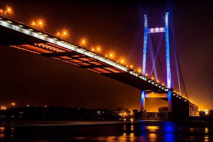 Kolkata Night Walk (2 Hours Guided Walking Tour)