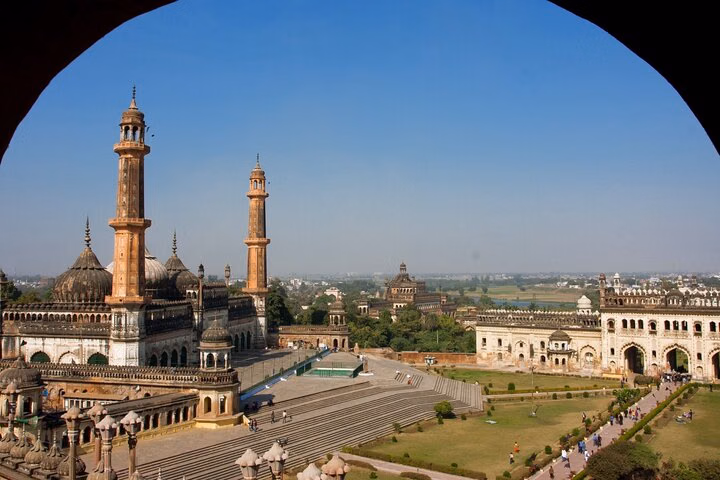 Heritage Lucknow Photography Tour (2 Hours Guided Walking Tour)
