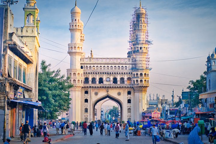 Heritage & Cultural Walk of Hyderabad (2 Hours Guided Walking Tour)