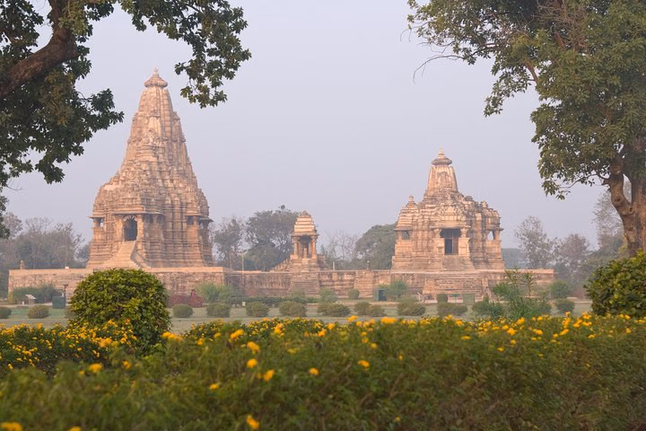 Heritage & Cultural Walk of Khajuraho (2 Hours Guided Walking Tour)