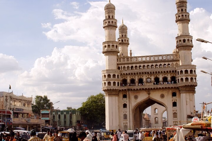 Best of Hyderabad (Guided Halfday City Sightseeing Tour by Car)