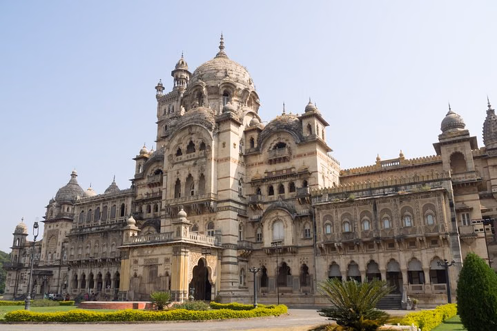 Highlights of Vadodara (Guided Hlaf Day City Sightseeing Tour by Car)