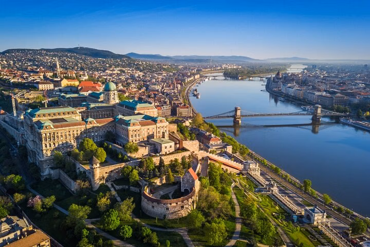 Budapest Ottoman Mystery: Time Travel Quest Through Buda Castle