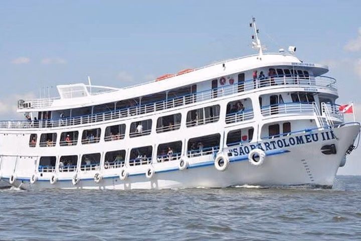 Manaus to Santarém by Boat