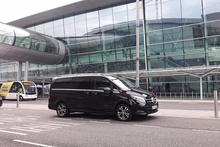 Dublin Airport to Limerick Private Premium Car Service