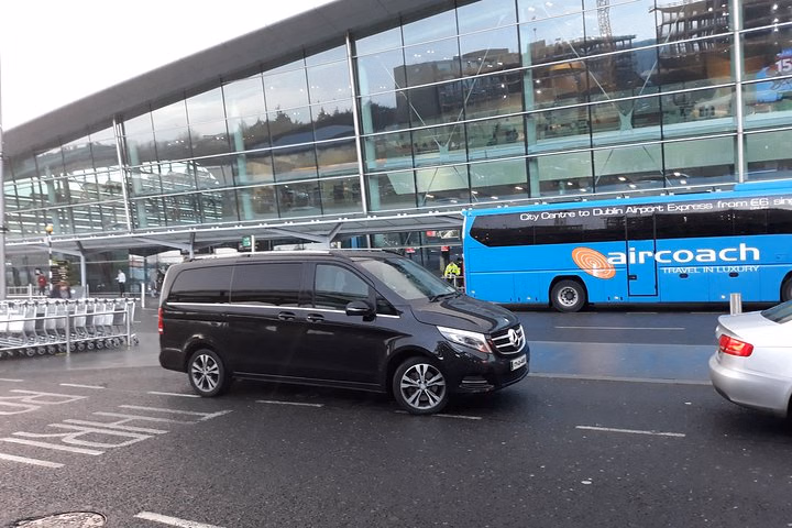 Dublin Airport to Clifden Private Car Service