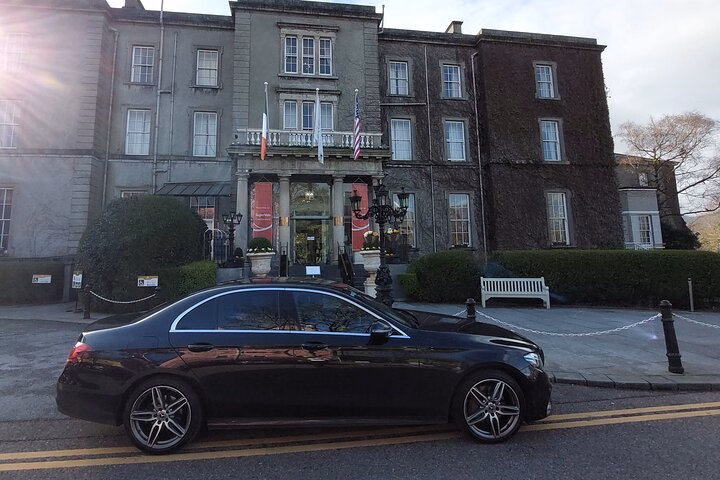 Killarney to Dublin Airport Premium Car Service