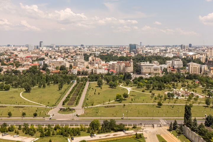 Bucharest: Wonders of Little Paris Exploration Game