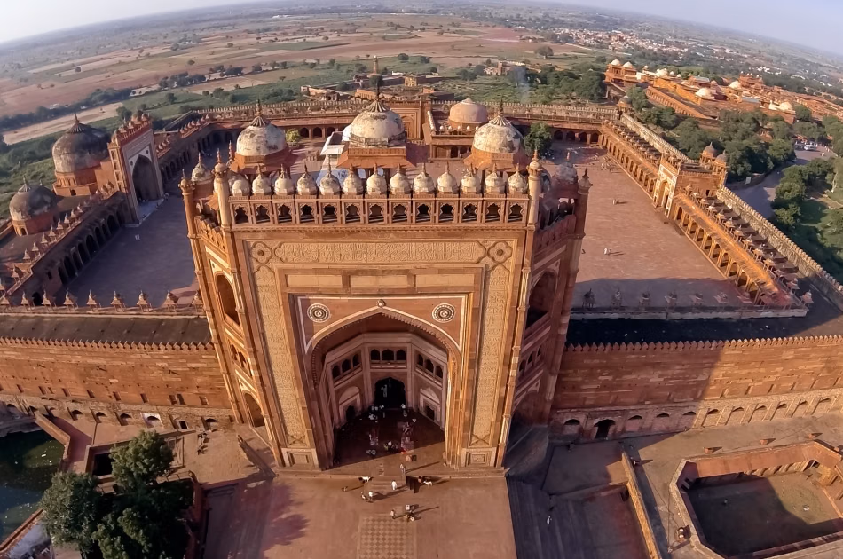 7 Days Golden Triangle with Ranthambore and Pushkar tour From Delhi