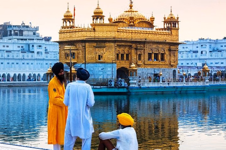 3 Days Tour of Agra & Amritsar from Delhi