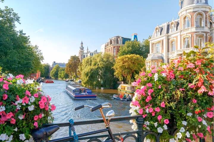 Amsterdam’s Magic Canals: Self-Guided Puzzle Adventure