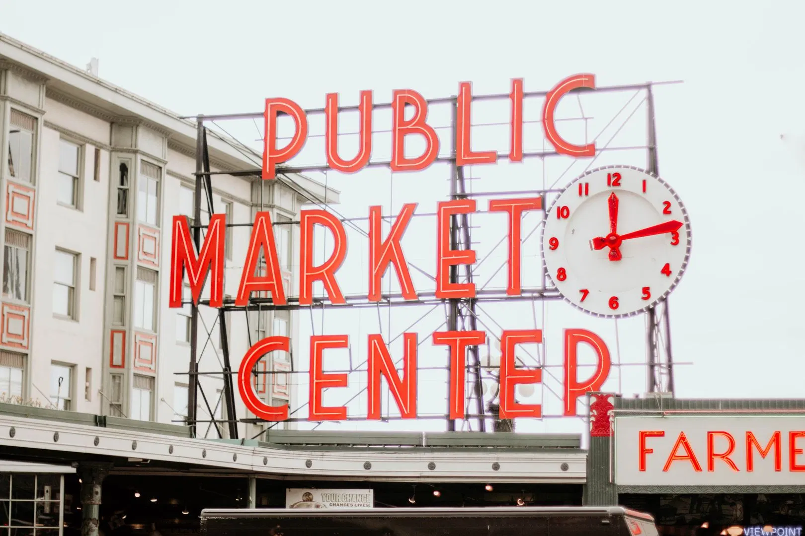 Downtown Seattle: a Self-Guided Audio Tour through the Timeless Landmarks and Modern Sites