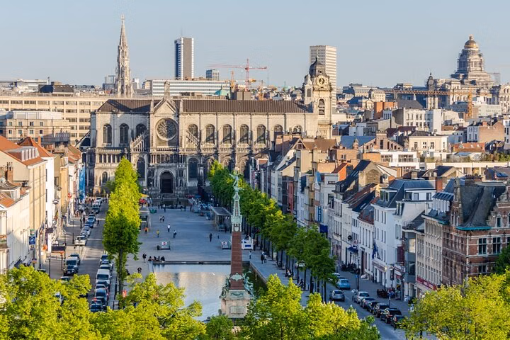 Brussels Origins of the City: Exploration Game and Tour