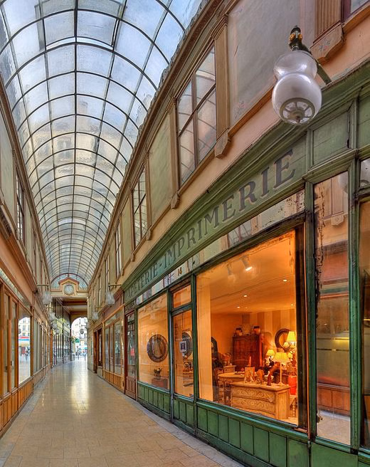 Covered Passages of Paris: Walking In-app Audio Tour