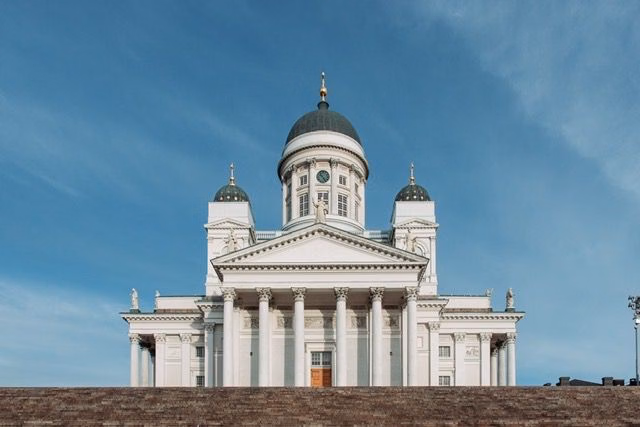Helsinki of many faces: a walk through the centuries In-app Audio Tour