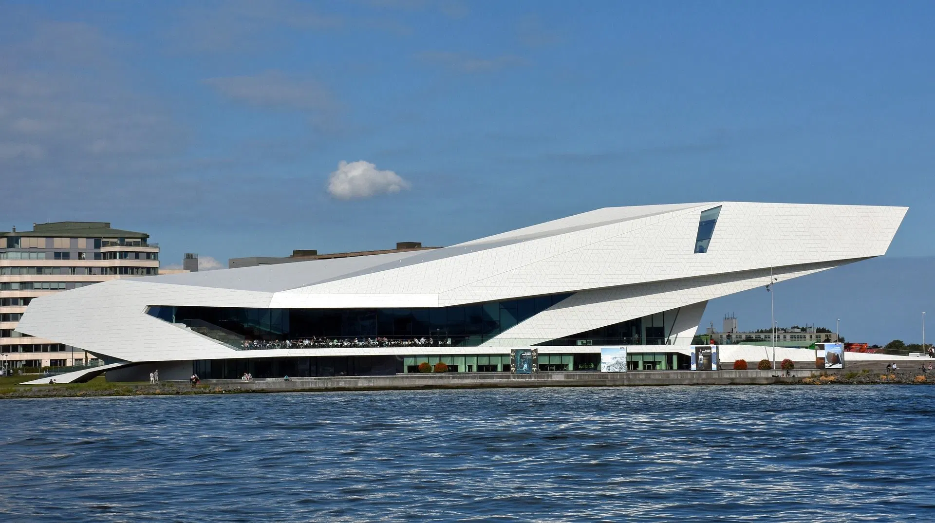 Old and New Amsterdam: Walking Audio Tour