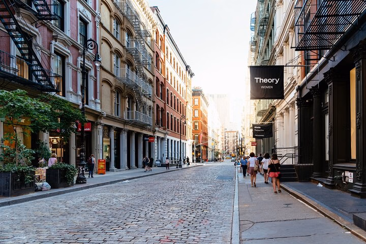 Secrets of SoHo New York: Exploration Game and Tour