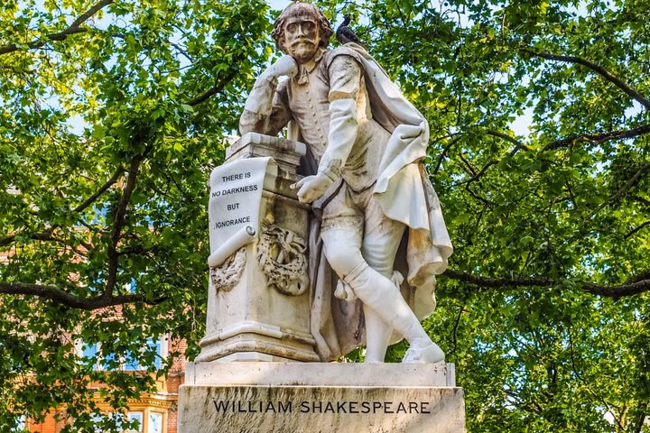 London Walking Tour: Self-Guided City Game