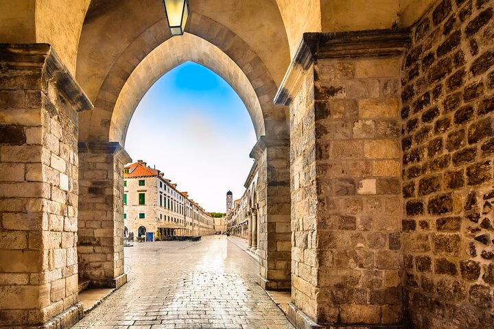 Dubrovnik Medieval Adventure: Self-Guided City Quest