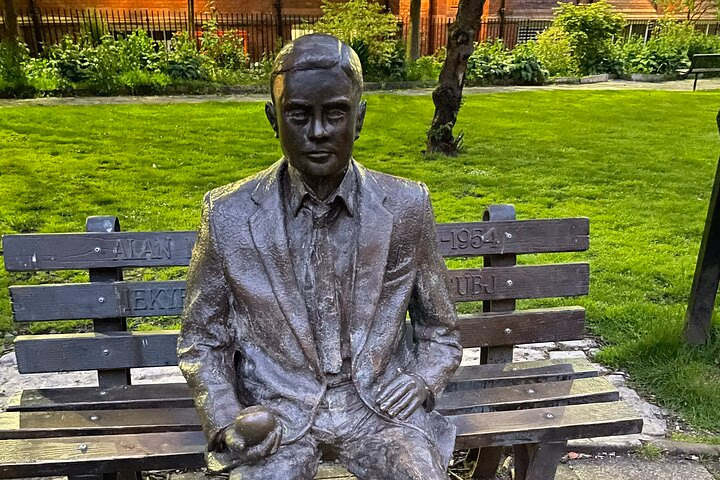 Alan Turing's Manchester: City Exploration Game