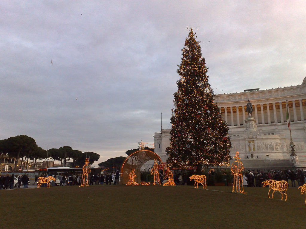 Christmas Walking Tour in Rome