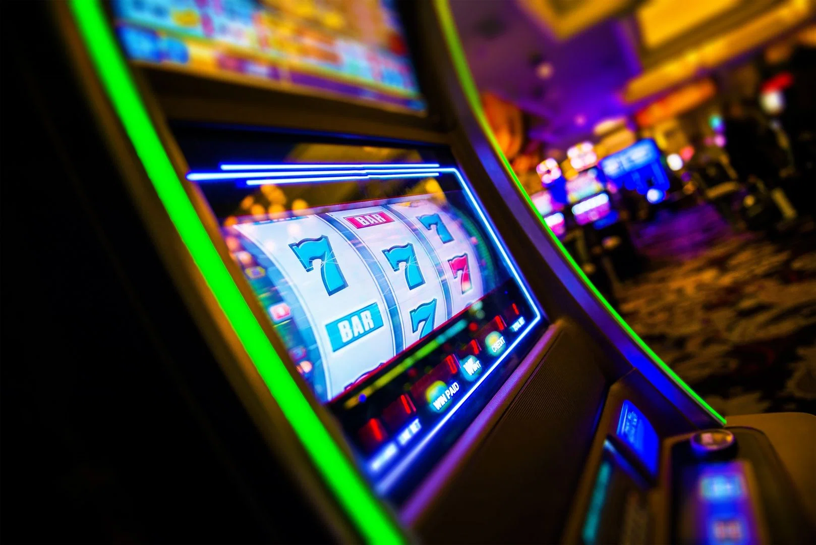 Introduction to Las Vegas: Exploring Must-Sees of the Lively Entertainment City with In-app Audio Tour