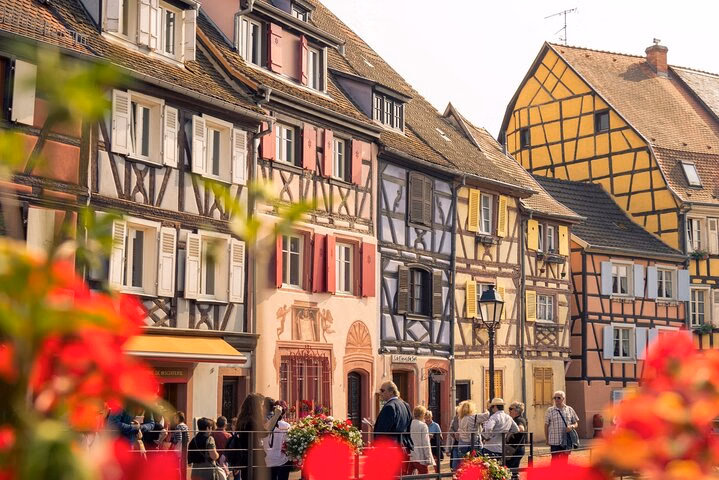 Colmar Self-Guided City Walking Tour & Scavenger Hunt