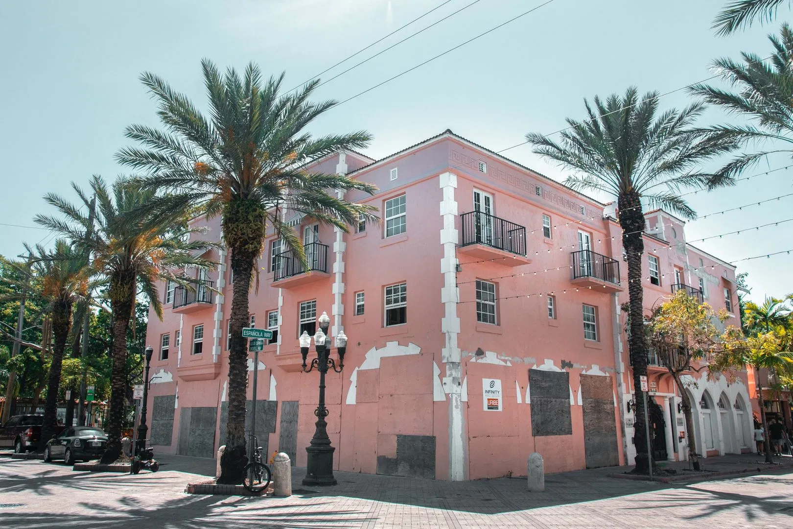 Little Havana in Miami: Walking Audio Tour on Mobile App