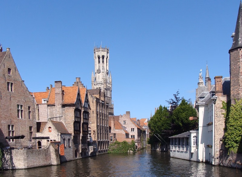 Extraordinary Bruges: Walking Audio Tour on Mobile App