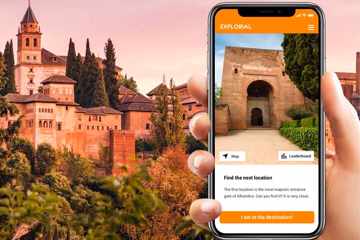 Granada Alhambra Self-Guided City Walking Tour & Scavenger Hunt