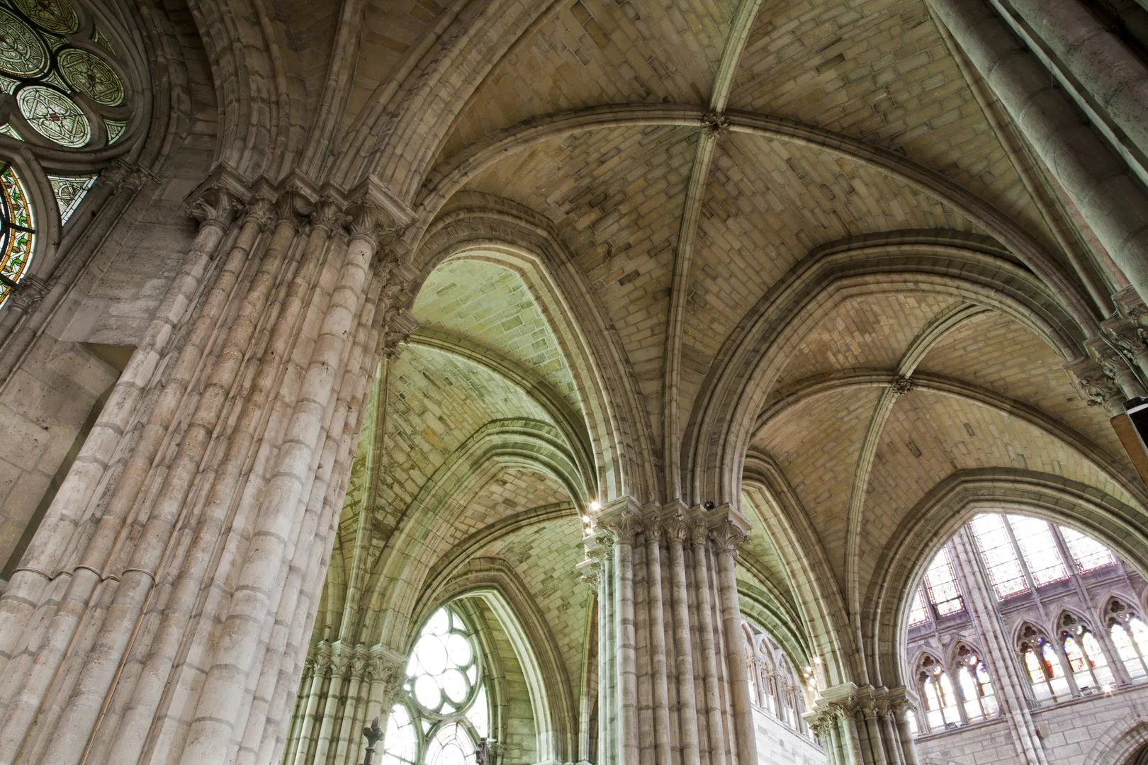 Cathedral of Saint Denis Self-Guided Audio Tour and Ticket