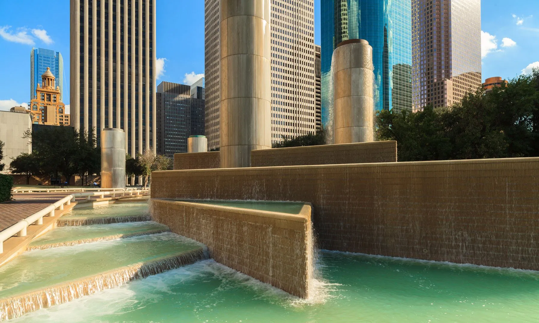 Downtown Houston Must-See Landmarks Audio Tour
