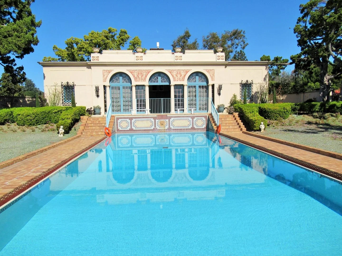 Beverly Hills Walking Audio Tour