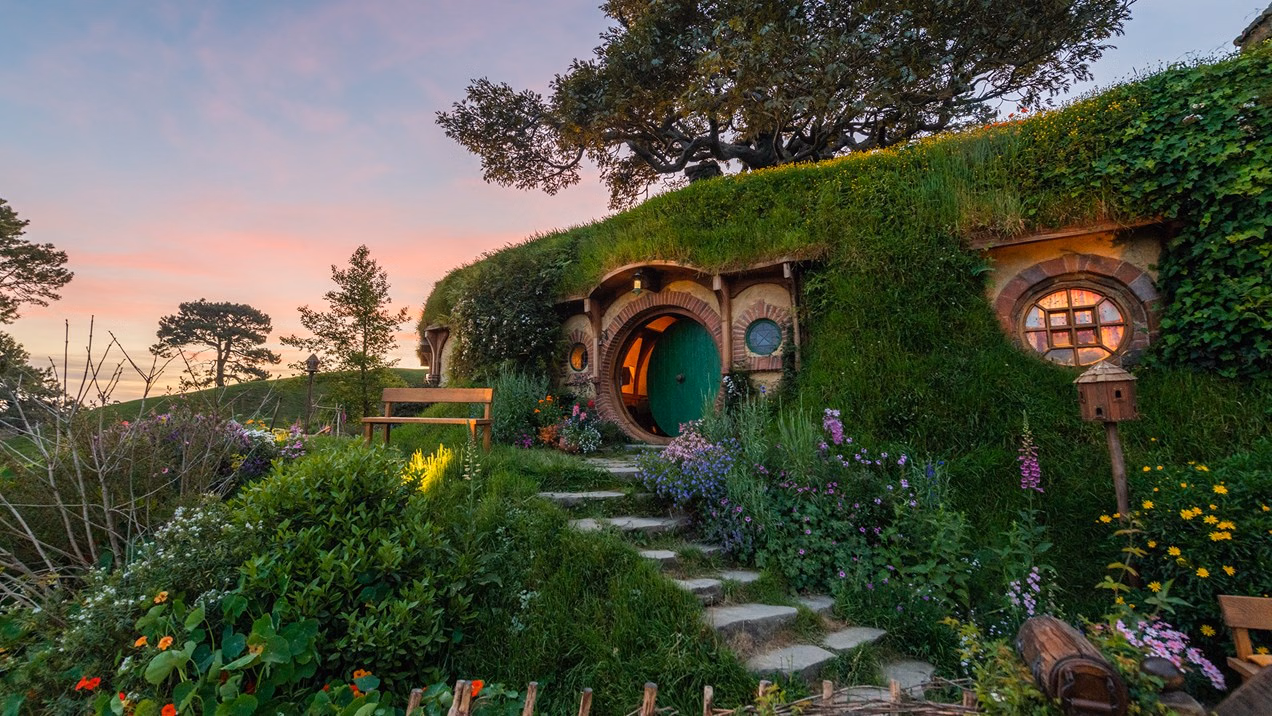 Hobbiton Movie Set tour from Tauranga