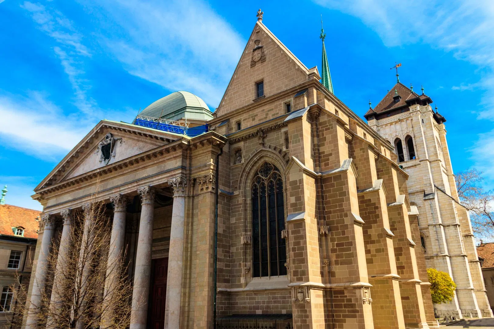 Geneva Old Town In-App Audio Tour: Europe's Most Elegant City
