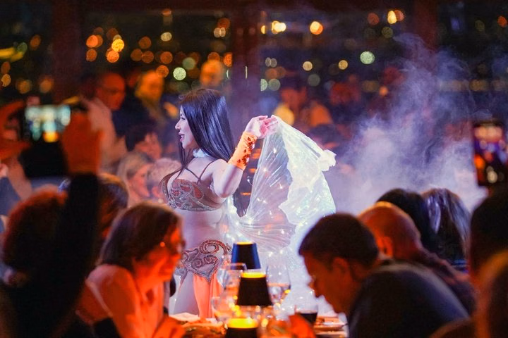 Istanbul Bosphorus Dinner Cruise & Turkish Night Show