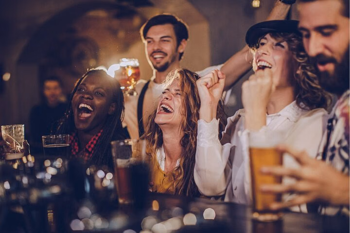 Jaipur: Pub Crawl and Nightlife Experience with Local