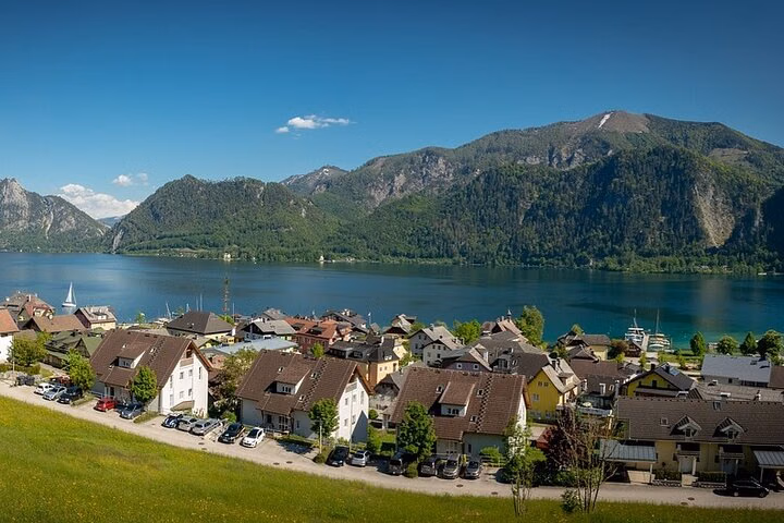 Full Private Day Trip from Vienna to Salzburg and Lakes Region