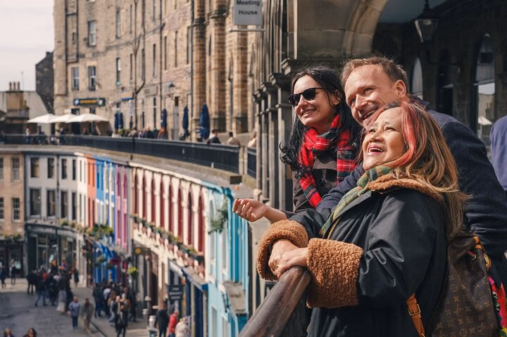Edinburgh Private Tour with a Local - Highlights & Hidden Gems