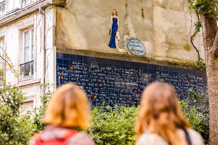 Paris Private & Personalized Half-Day Tour with a Local Guide