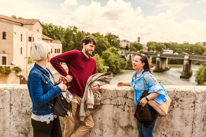 Rome Like a Local: Private & Custom Walking Tour with a Guide