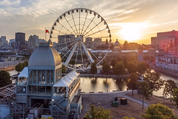 Montreal Private Tour: Highlights & Hidden Gems with a local