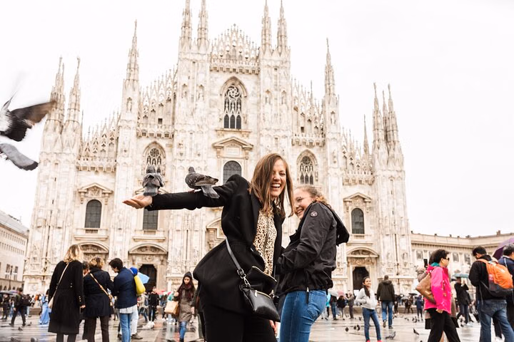 Milan Private Tour: Highlights & Hidden Gems with a Local