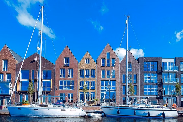 Amsterdam to Haarlem: Private & Custom Day-Trip with a Local