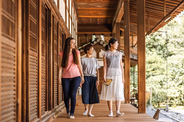 Kyoto Private 7-Hour Hidden Gems Tour with a Local – Unscripted